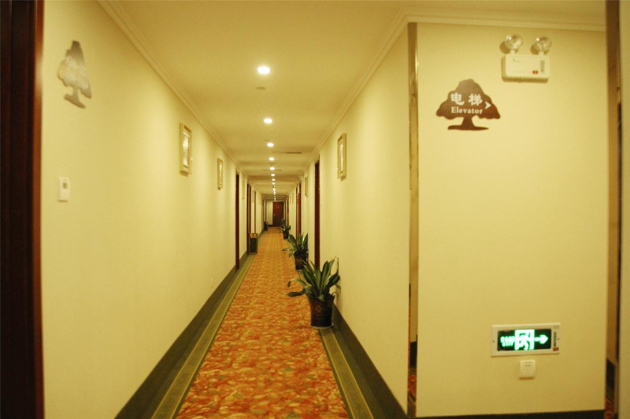 Greentree Inn Anhui Huangshan Bus Station Business Hotel Экстерьер фото
