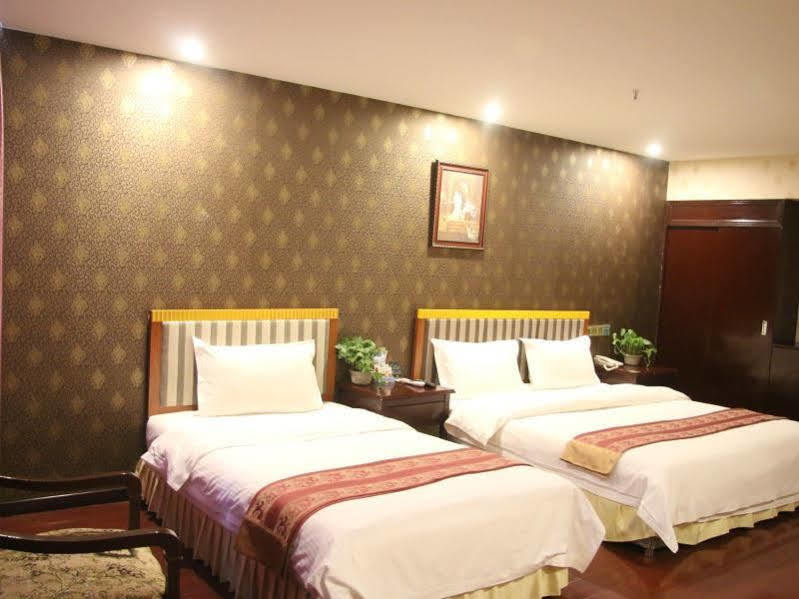 Greentree Inn Anhui Huangshan Bus Station Business Hotel Экстерьер фото